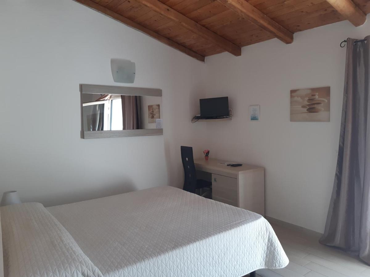 Sole&Sale Bed & Breakfast San Teodoro  Luaran gambar