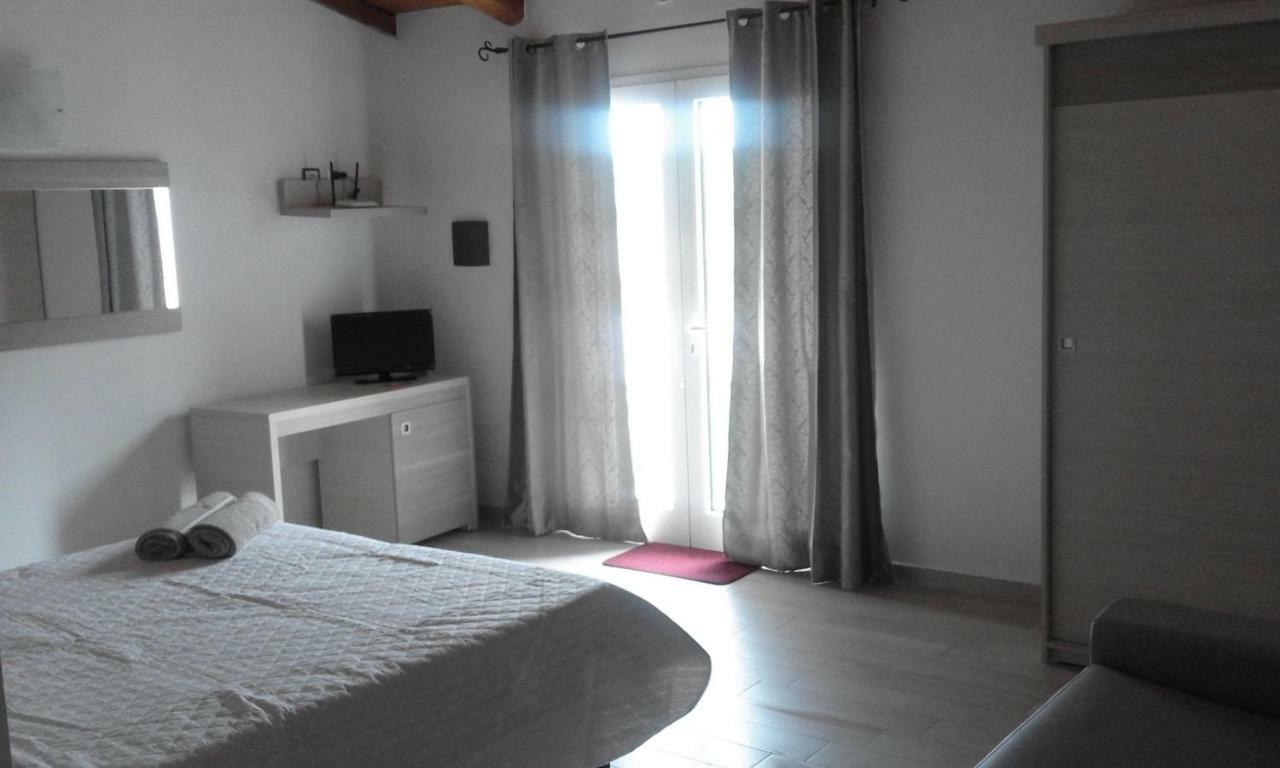 Sole&Sale Bed & Breakfast San Teodoro  Luaran gambar